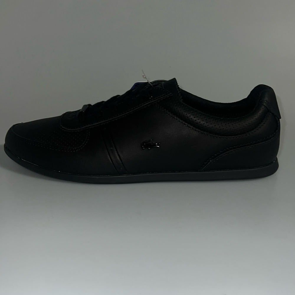 - Lacoste Rey sport